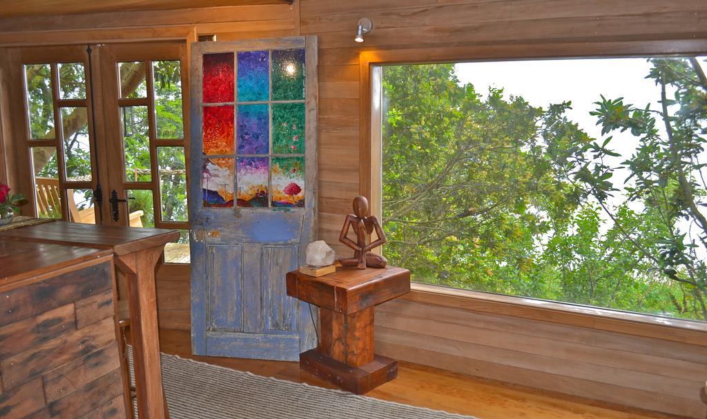 La Casa Del Arbol De Chiloe Villa Castro Rum bild